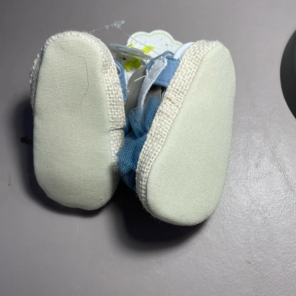 Baby shoes